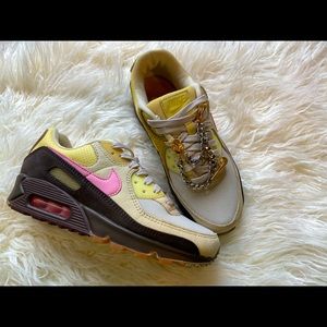 Nike Air Max 90 limited edition (Cuban series) Size 6 (womens) NEW